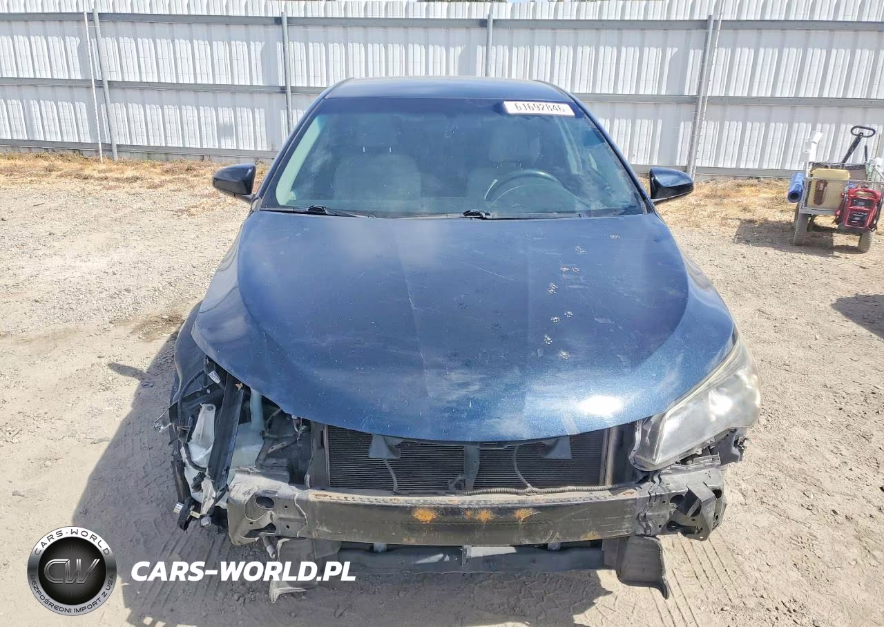 2017 Toyota Camry Se VIN:4T1BF1FK9HU718720 - 5