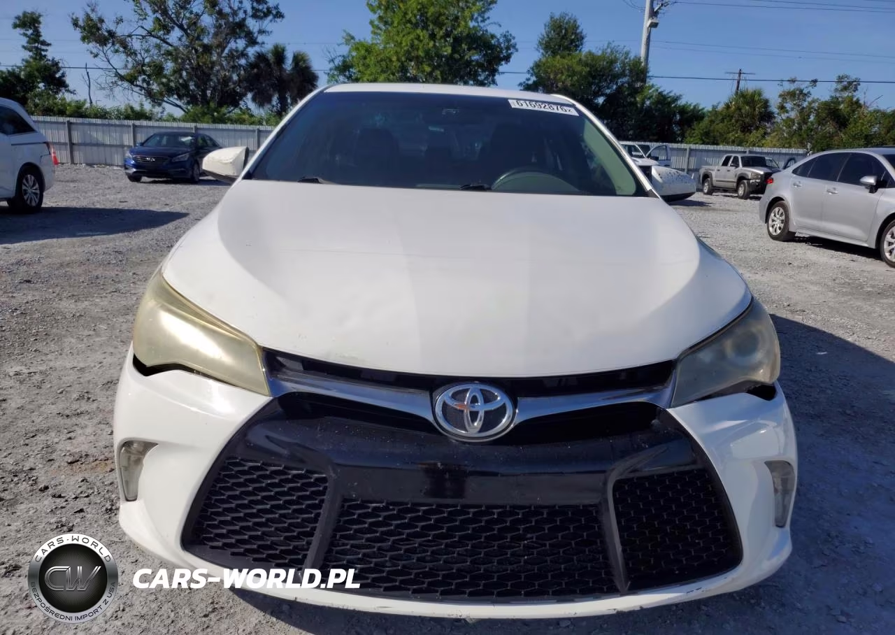 2016 Toyota Camry Se VIN:4T1BF1FK7GU117725 - 5