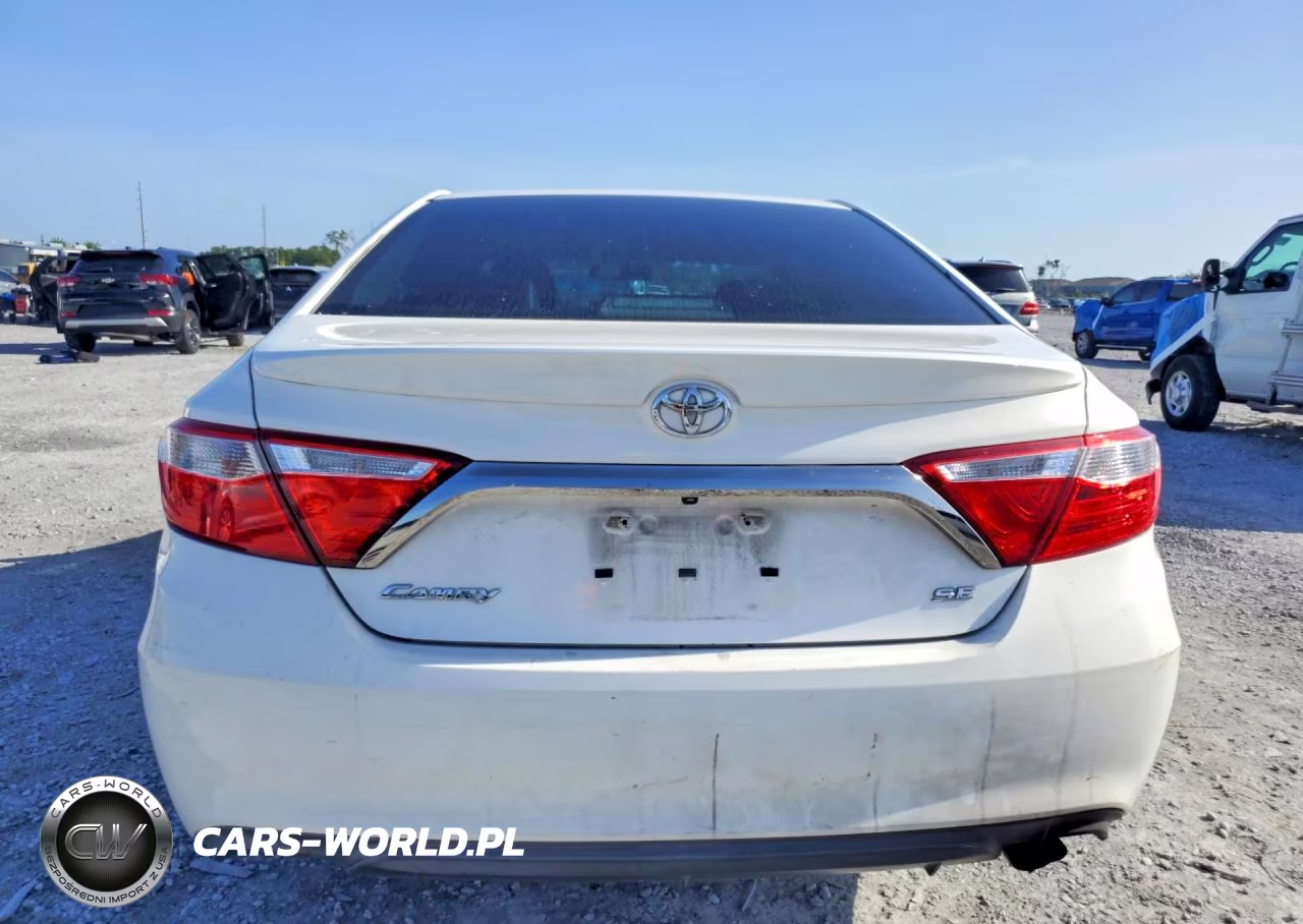 2016 Toyota Camry Se VIN:4T1BF1FK7GU117725 - 6