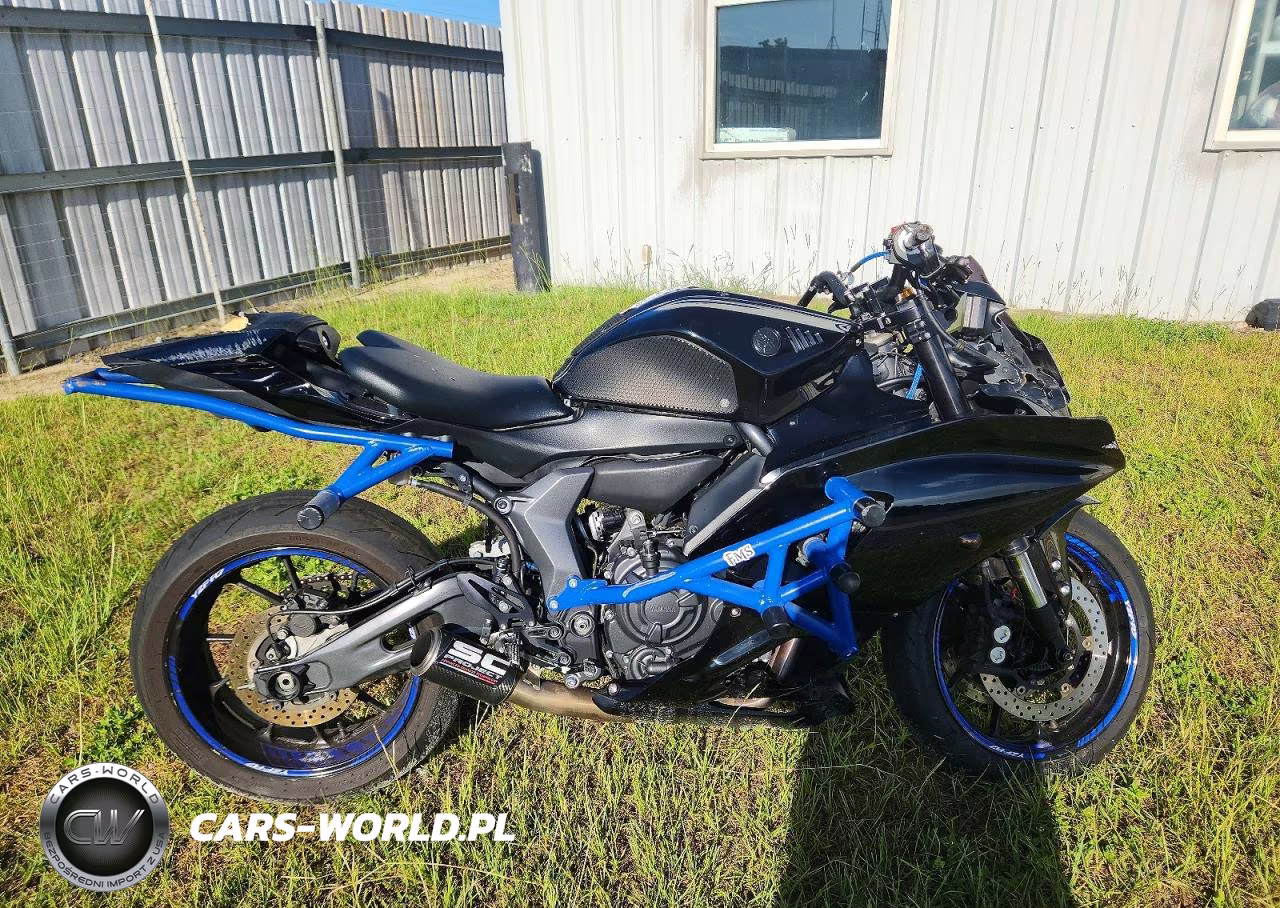 2022 Yamaha Yzfr7 – zdjęcie 1 z 9