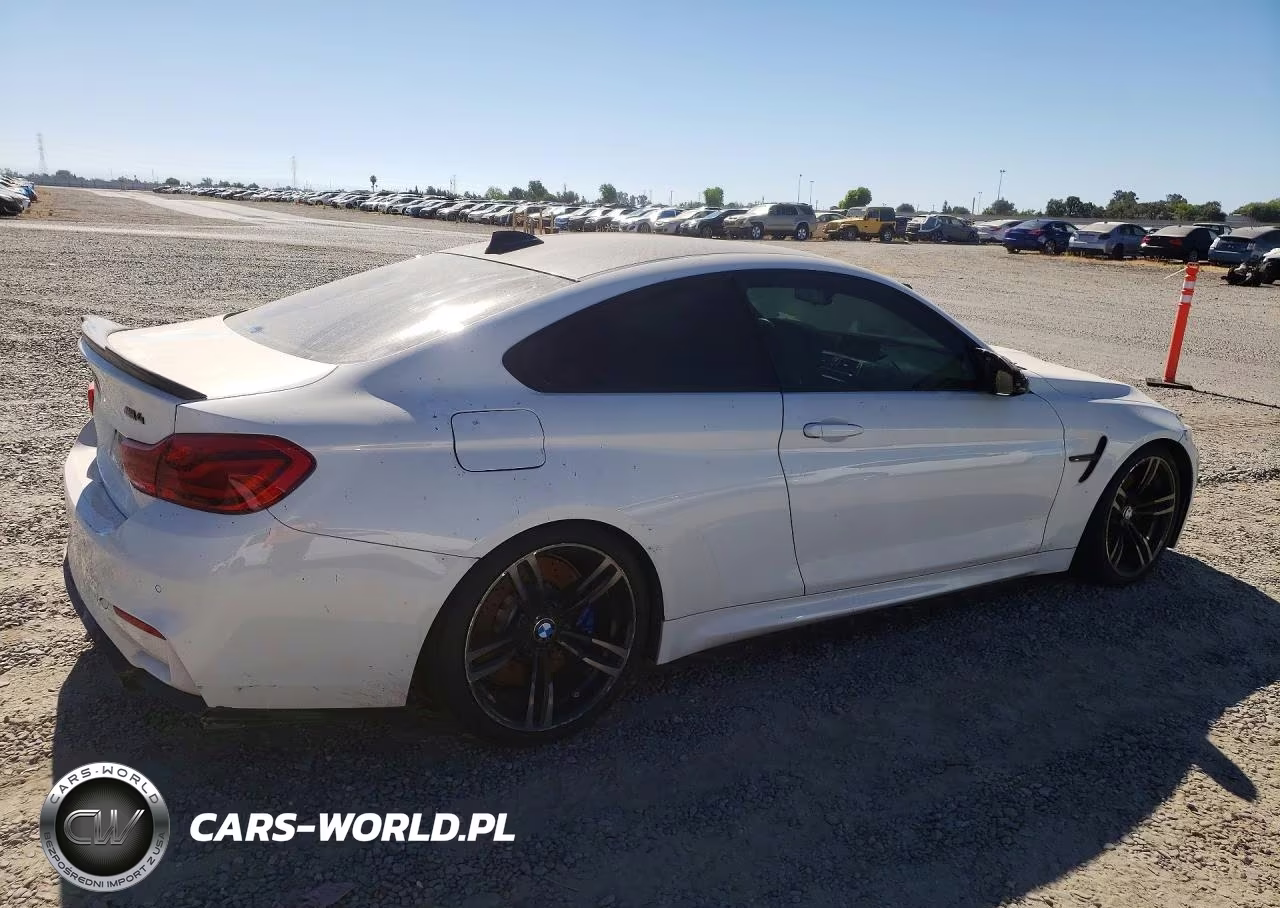 2018 BMW M4 VIN:WBS4Y9C5XJAC86890 - 3