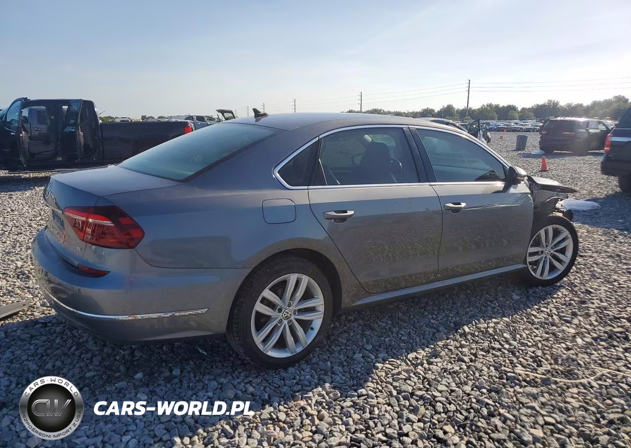 2018 Volkswagen Passat Se VIN:1VWBA7A3XJC016307 - 3
