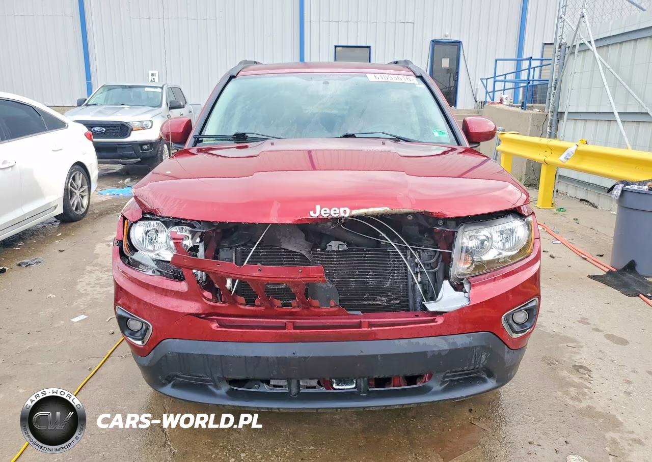2016 Jeep Compass Latitude VIN:1C4NJDEB2GD747011 - 5