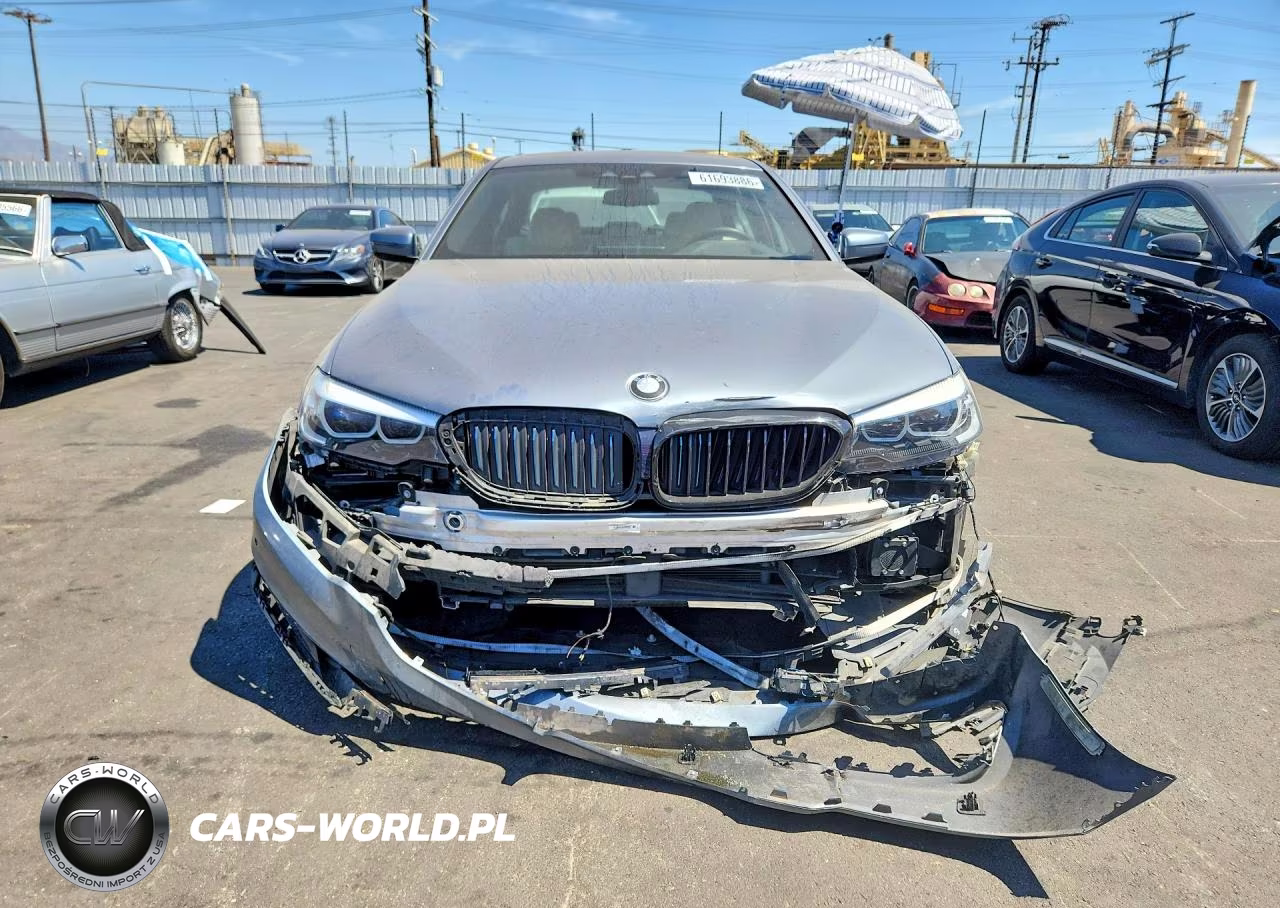 2018 BMW 530E VIN:WBAJA9C57JG622906 - 5