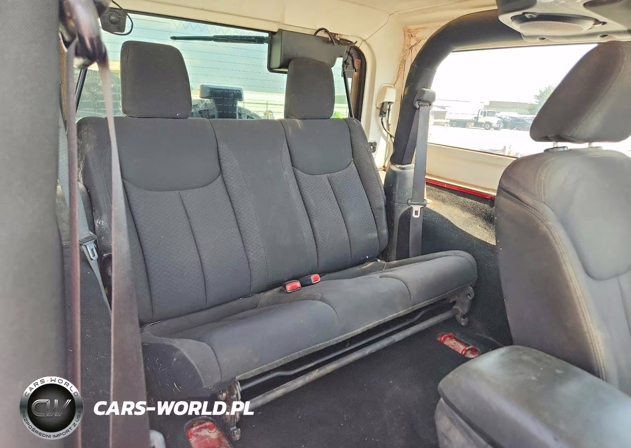 2013 Jeep Wrangler Sport VIN:1C4AJWAG2DL705385 - 10