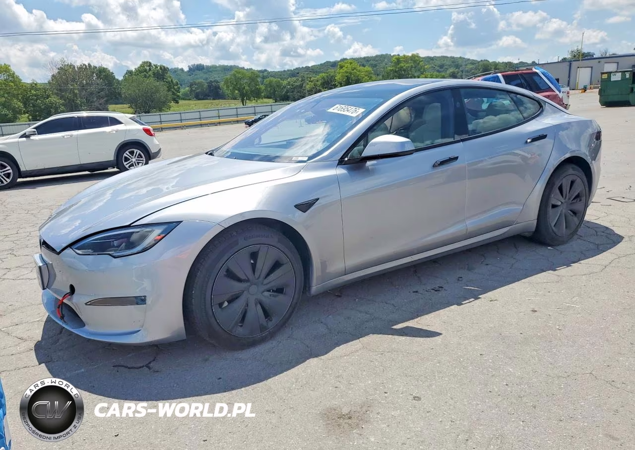 2025 Tesla Model S – zdjęcie 1 z 12
