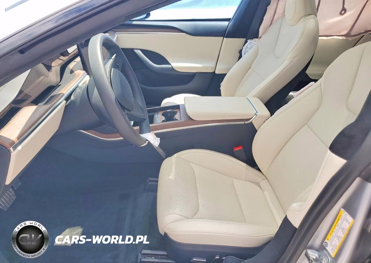 2025 Tesla Model S VIN:5YJSA1E50SF551954 - 7