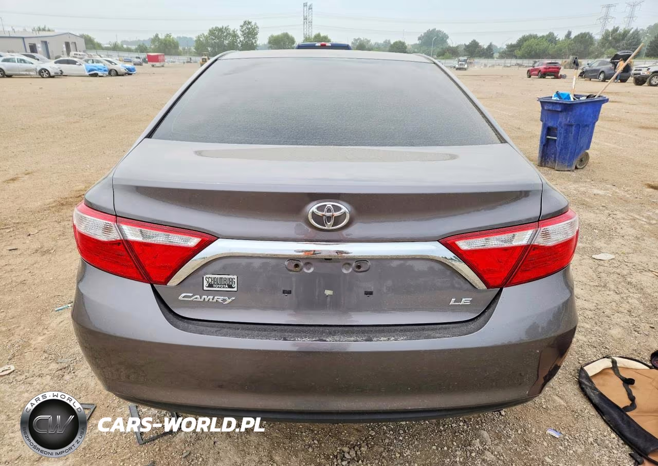 2016 Toyota Camry Le VIN:4T4BF1FK4GR537383 - 6