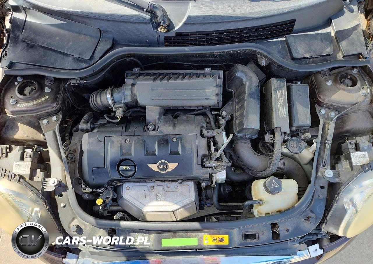 2010 Mini Cooper VIN:WMWMF3C53ATZ66607 - 12