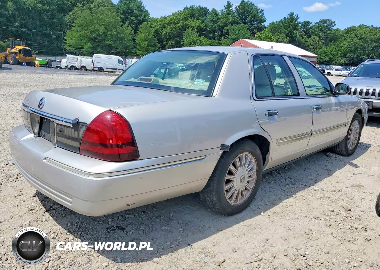 2009 Mercury Grand Marquis Ls VIN:2MEHM75V59X610123 - 3