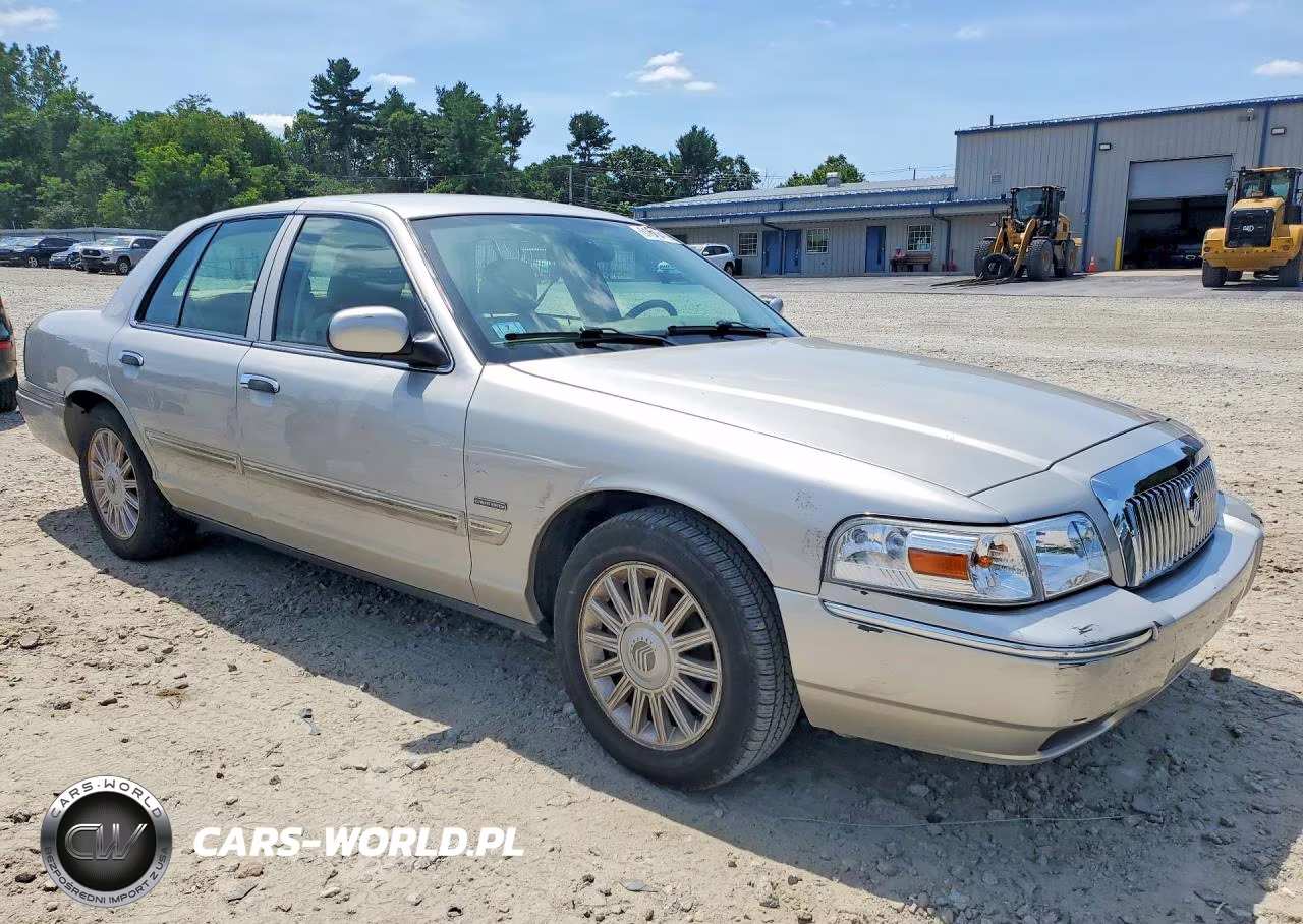 2009 Mercury Grand Marquis Ls VIN:2MEHM75V59X610123 - 4