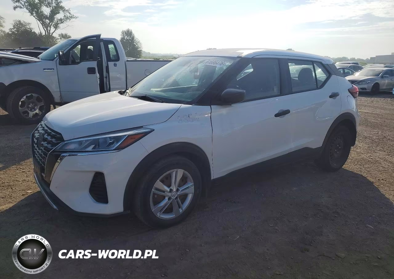 2021 Nissan Kicks S