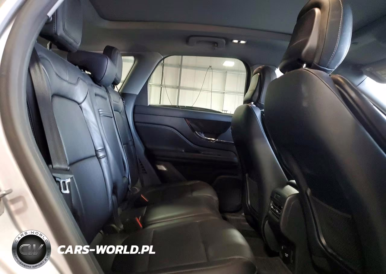 2020 Lincoln Corsair Reserve VIN:5LMCJ2D98LUL23166 - 11