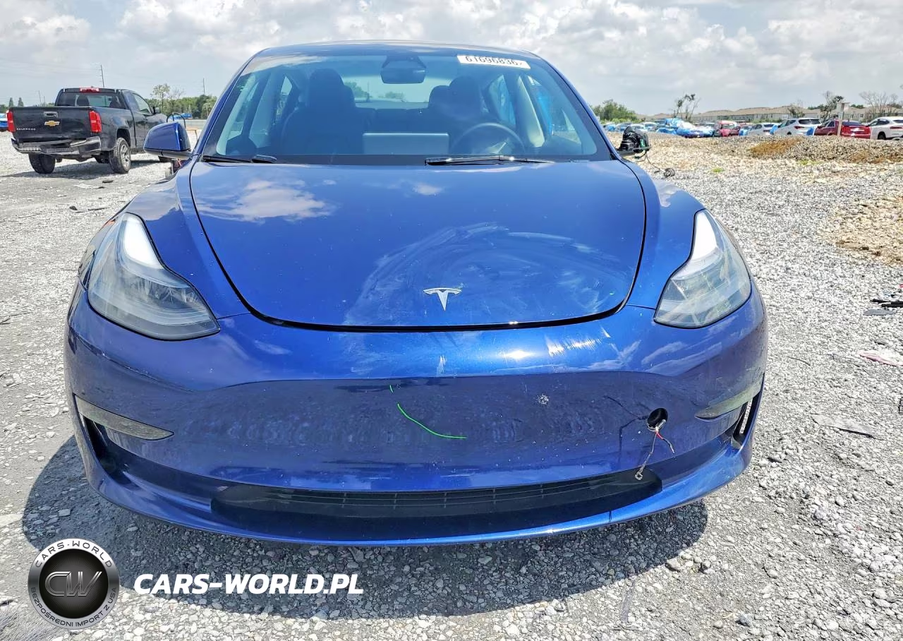 2023 Tesla Model 3 VIN:5YJ3E1EA0PF684775 - 5