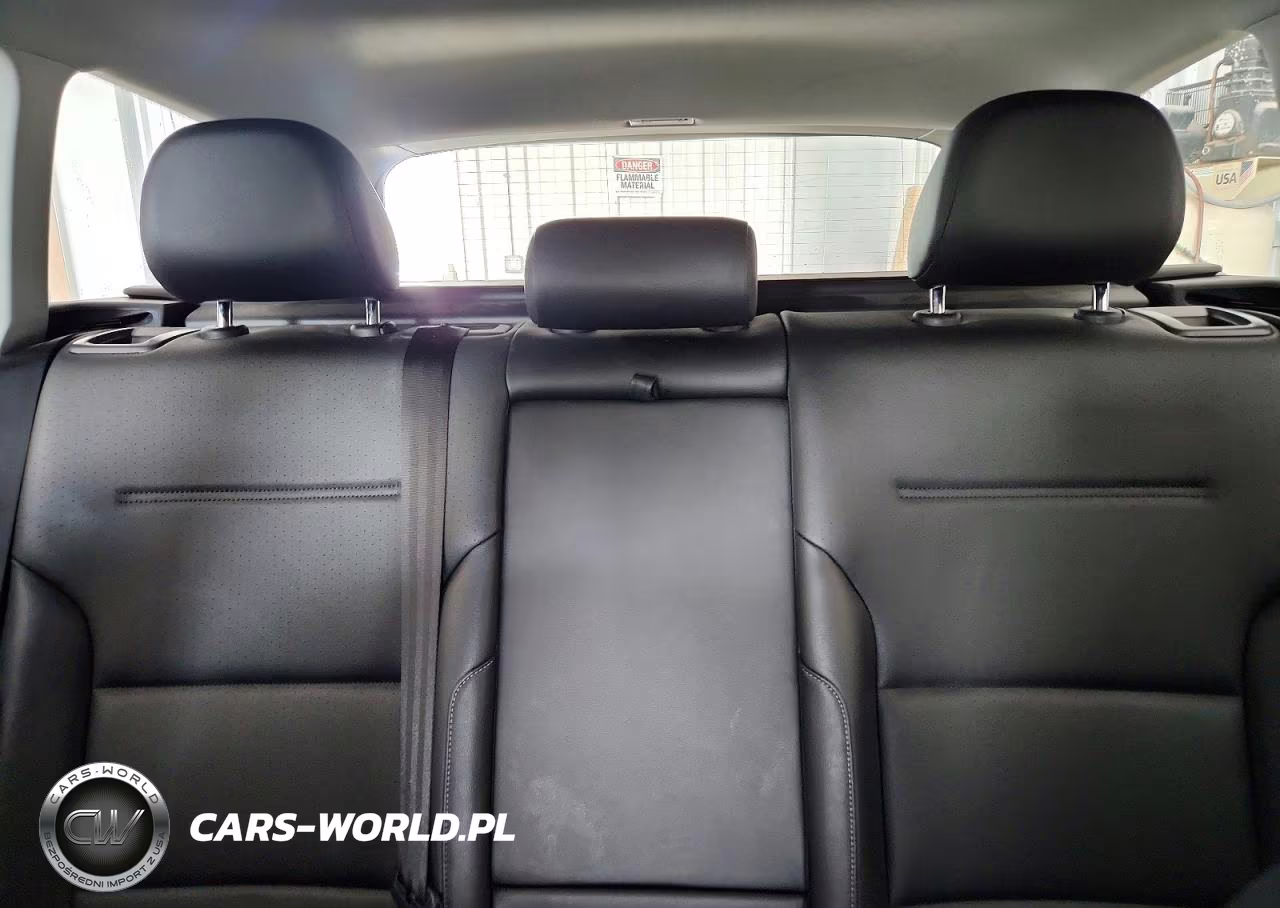 2016 Volkswagen Golf Sportwagen S VIN:3VWC17AU1GM509412 - 10