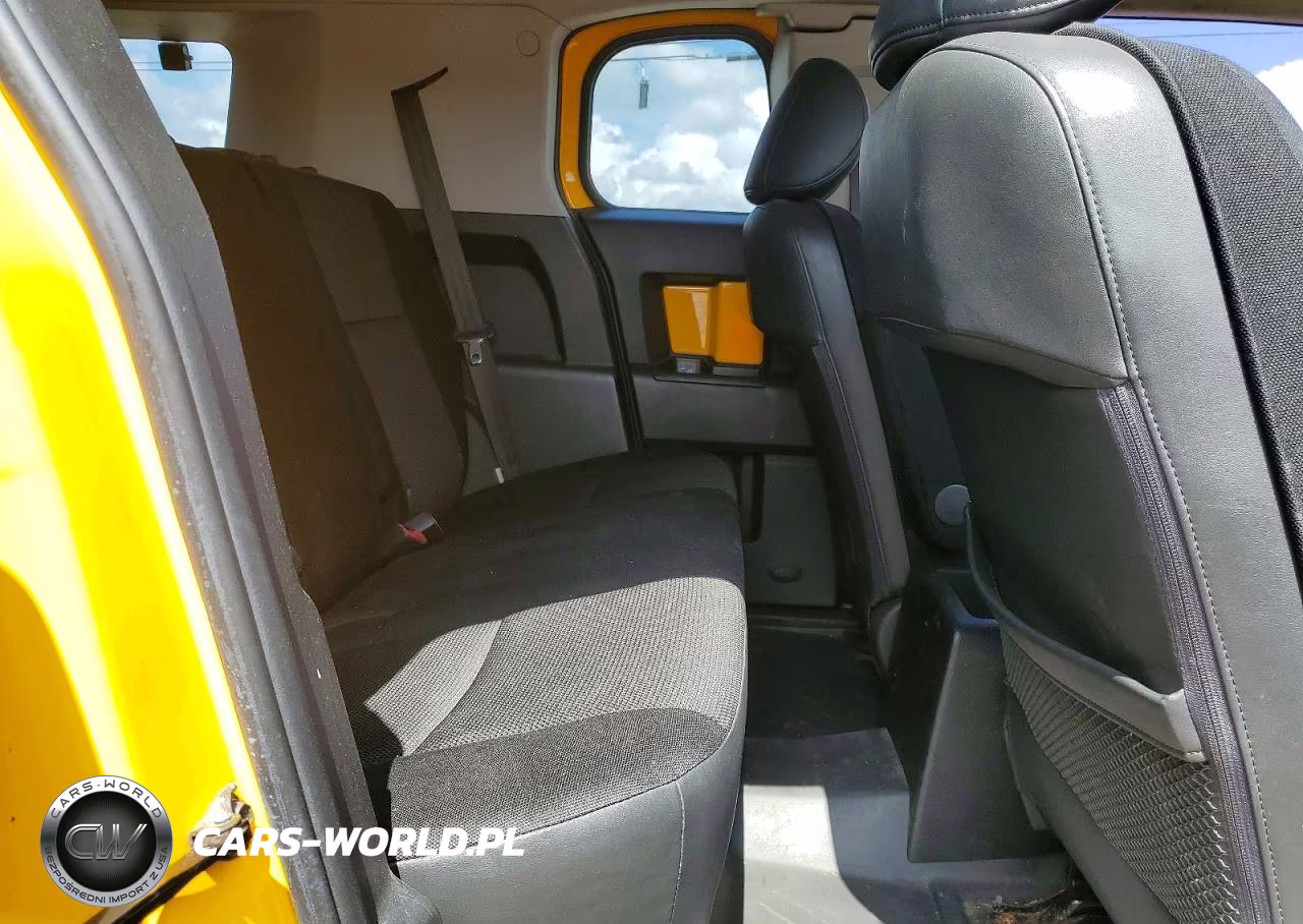 2007 Toyota Fj Cruiser Base VIN:JTEBU11F370019556 - 10
