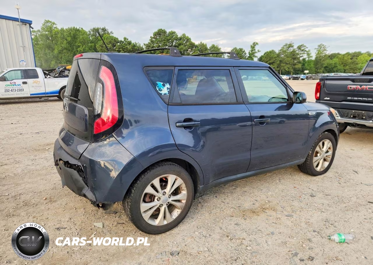 2015 Kia Soul + VIN:KNDJP3A53F7233737 - 3