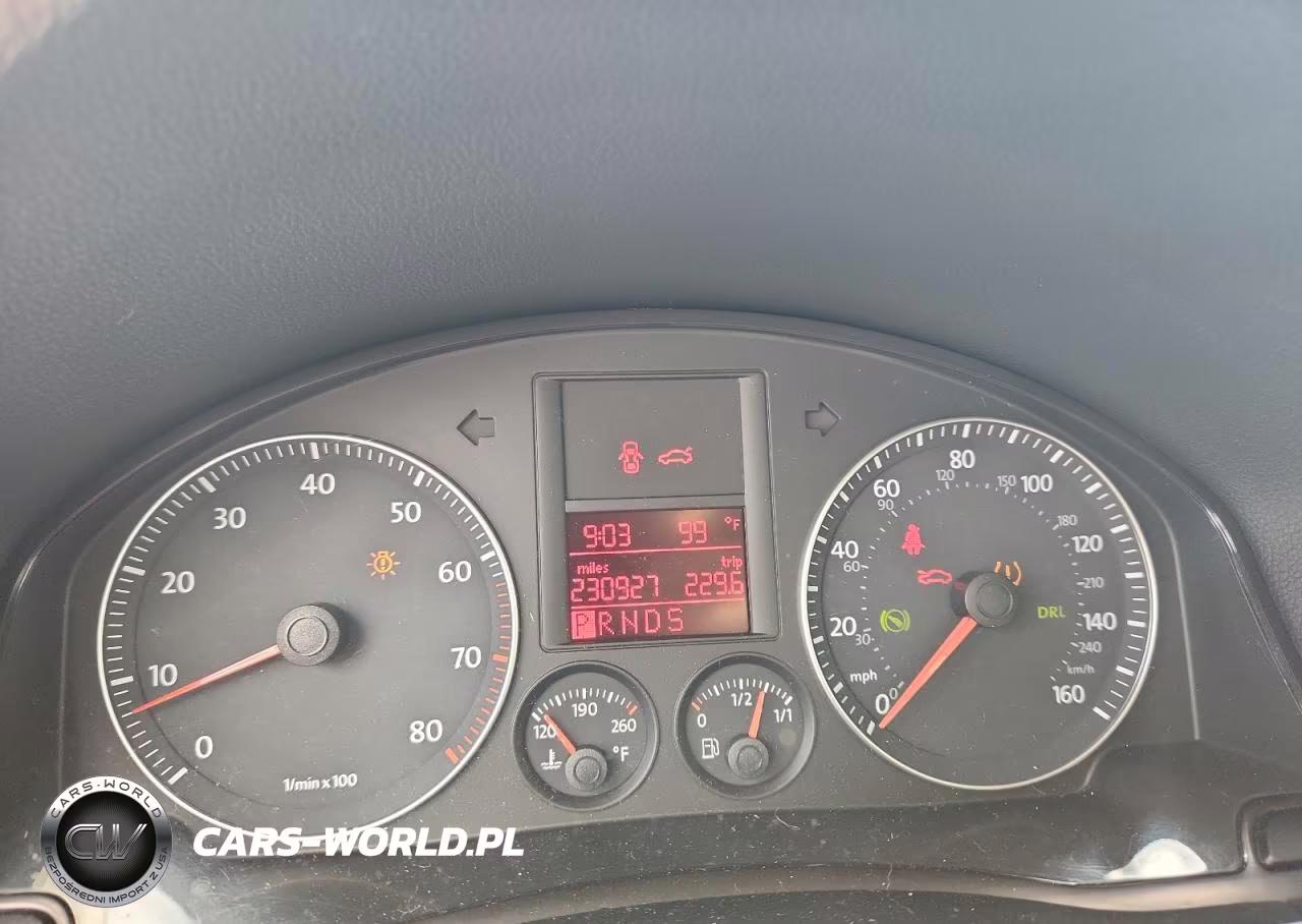 2008 Volkswagen Jetta S VIN:3VWHM71KX8M053794 - 9