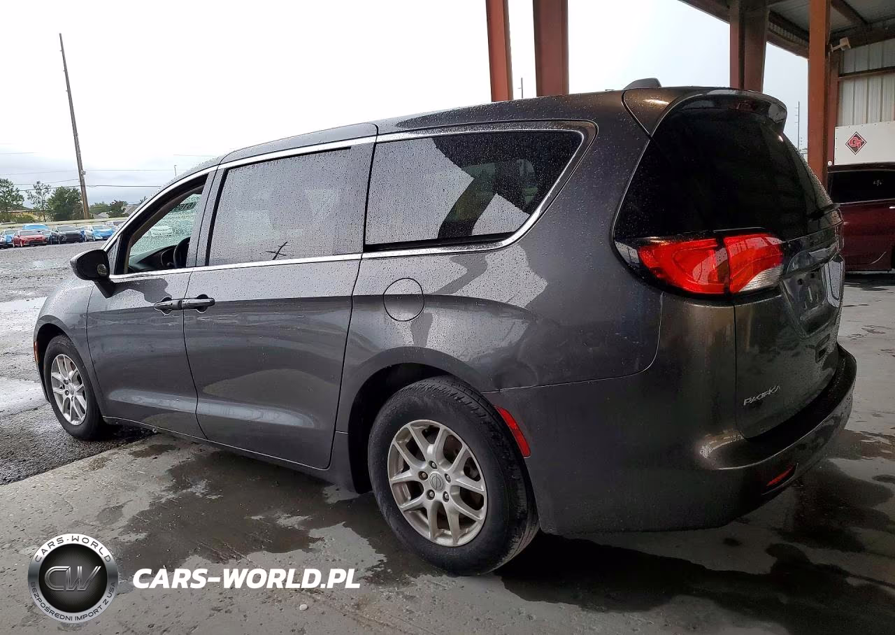 2017 Chrysler Pacifica Touring VIN:2C4RC1DG6HR503920 - 2