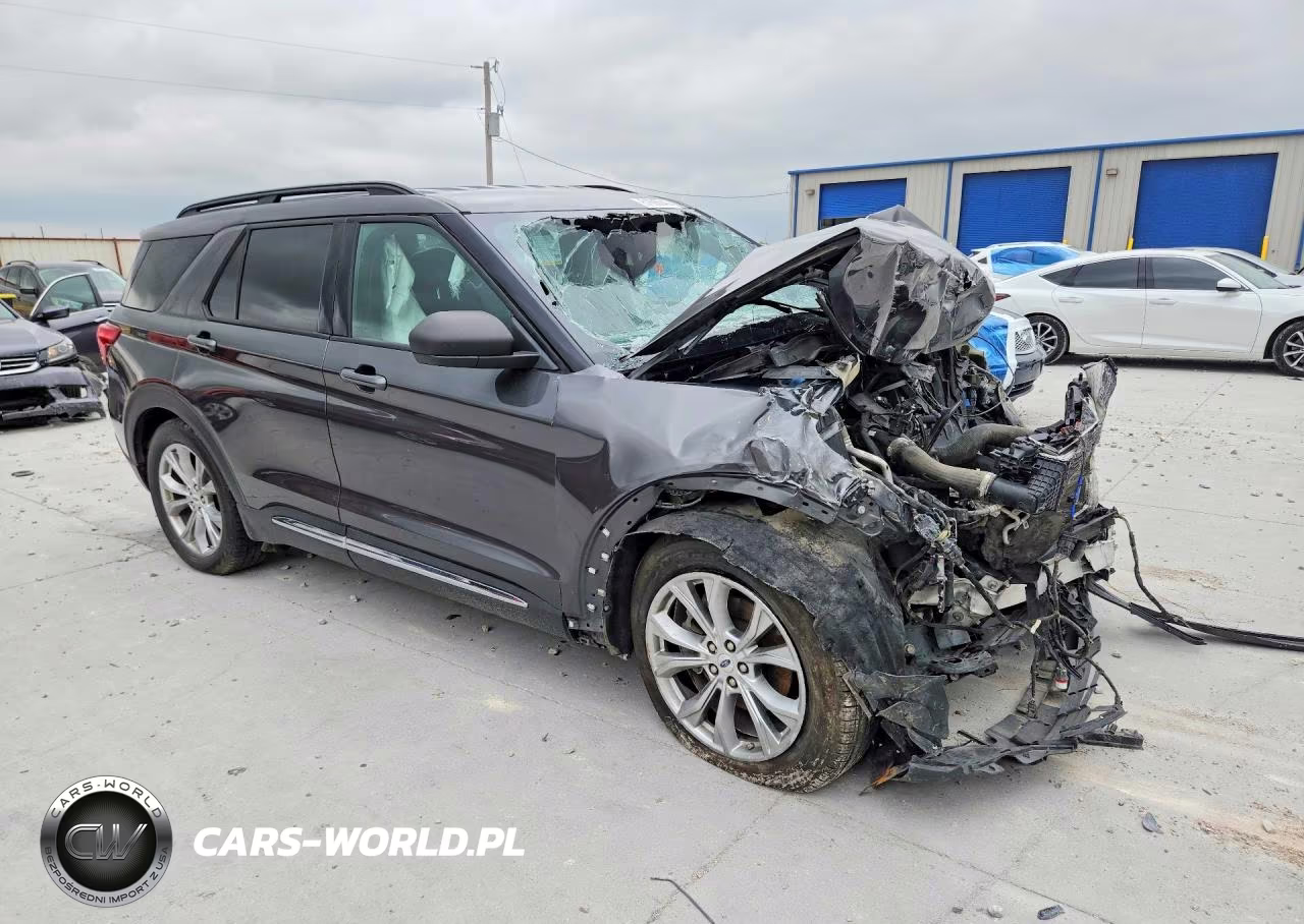 2020 Ford Explorer Xlt VIN:1FMSK7DH2LGB35404 - 4