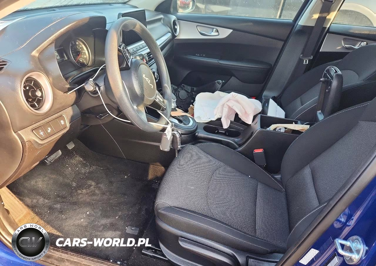 2023 Kia Forte Lxs VIN:3KPF24AD9PE648189 - 7
