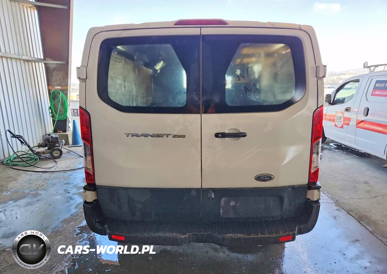 2019 Ford Transit T-250 VIN:1FTYR1YM5KKA15851 - 6