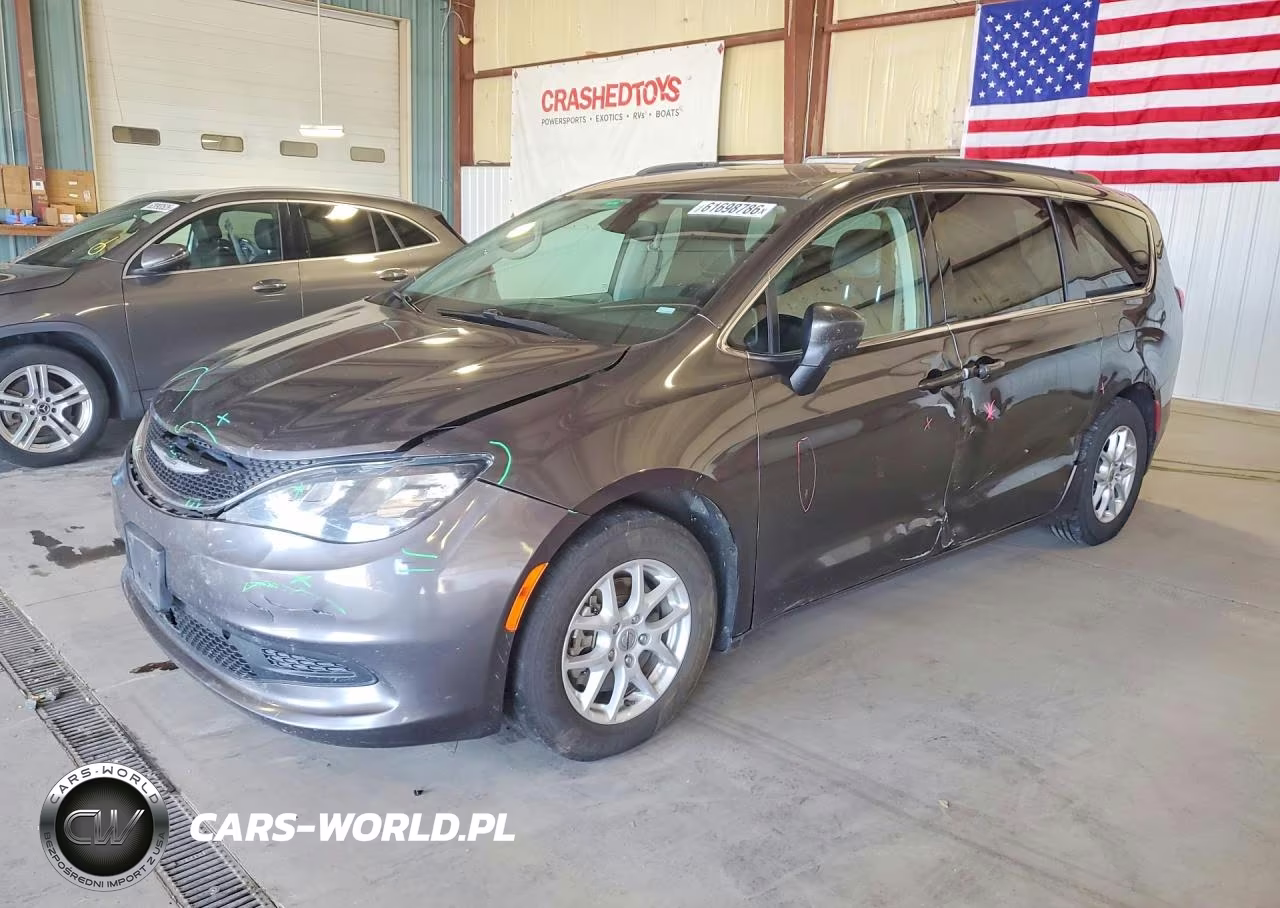 2021 Chrysler Voyager Lxi