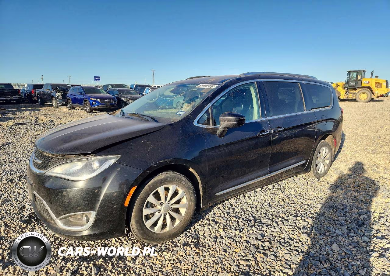 2019 Chrysler Pacifica Touring L