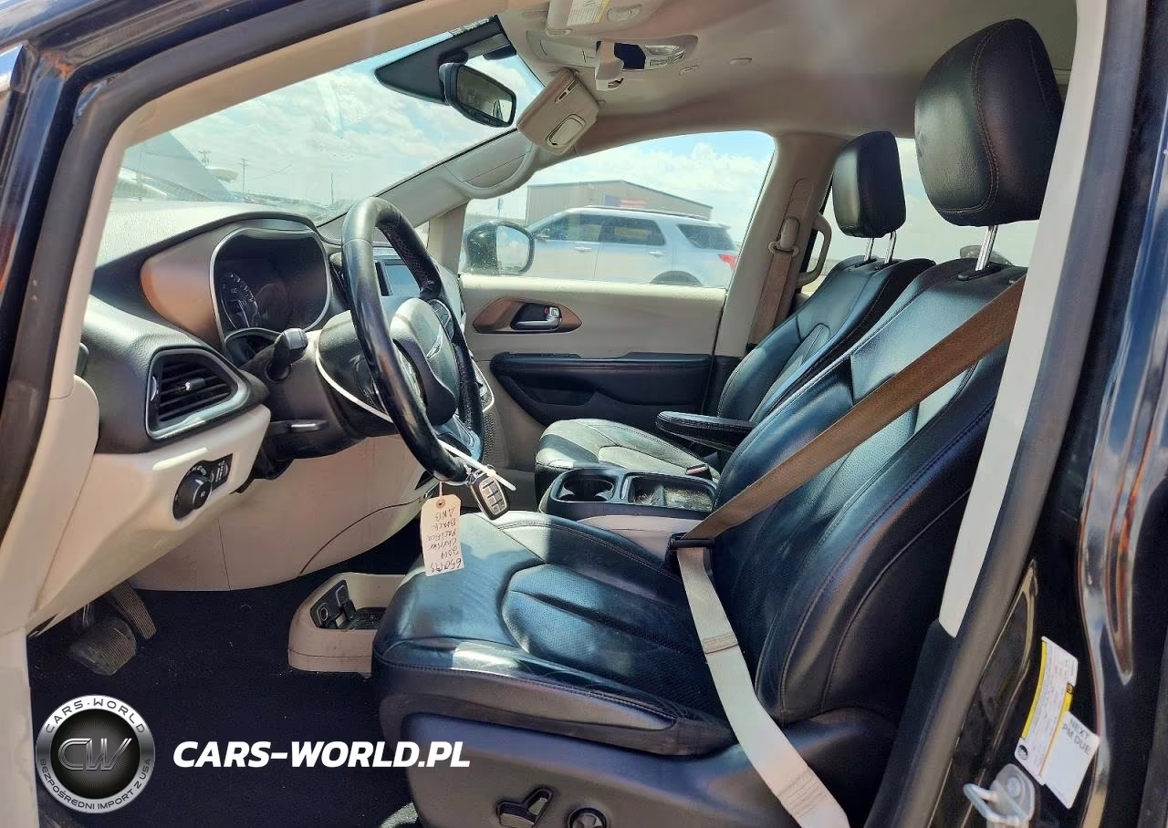 2019 Chrysler Pacifica Touring L VIN:2C4RC1BG4KR650473 - 7