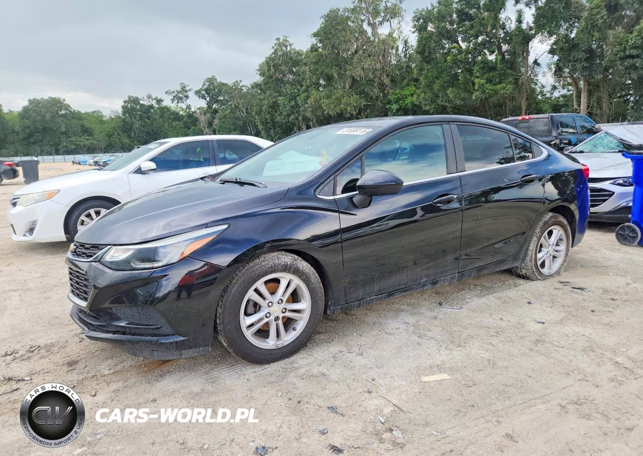 2018 Chevrolet Cruze Lt – zdjęcie 1 z 12