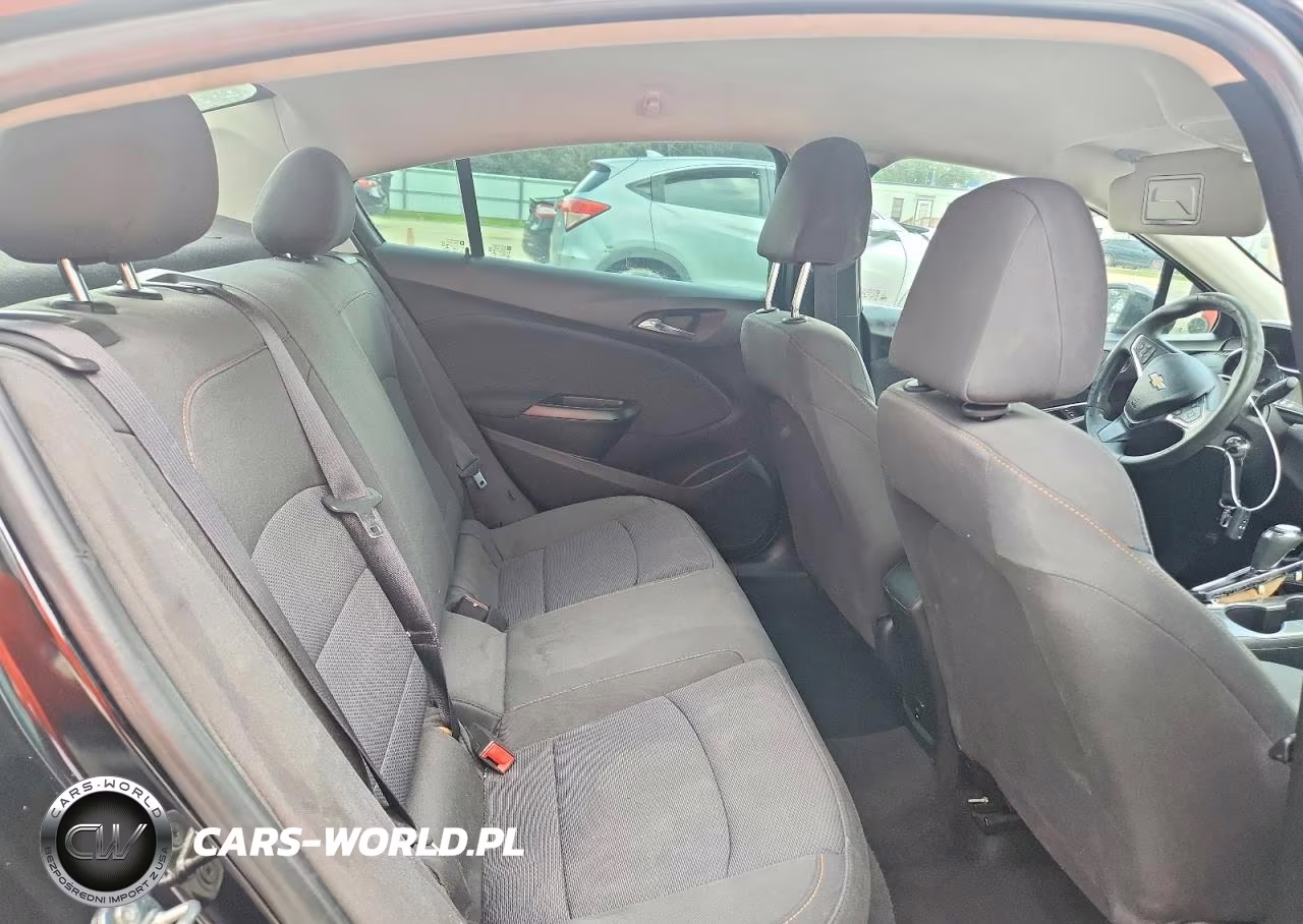 2018 Chevrolet Cruze Lt VIN:1G1BE5SMXJ7247258 - 10
