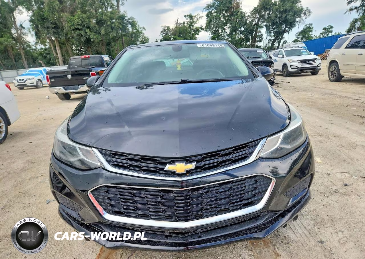 2018 Chevrolet Cruze Lt VIN:1G1BE5SMXJ7247258 - 5