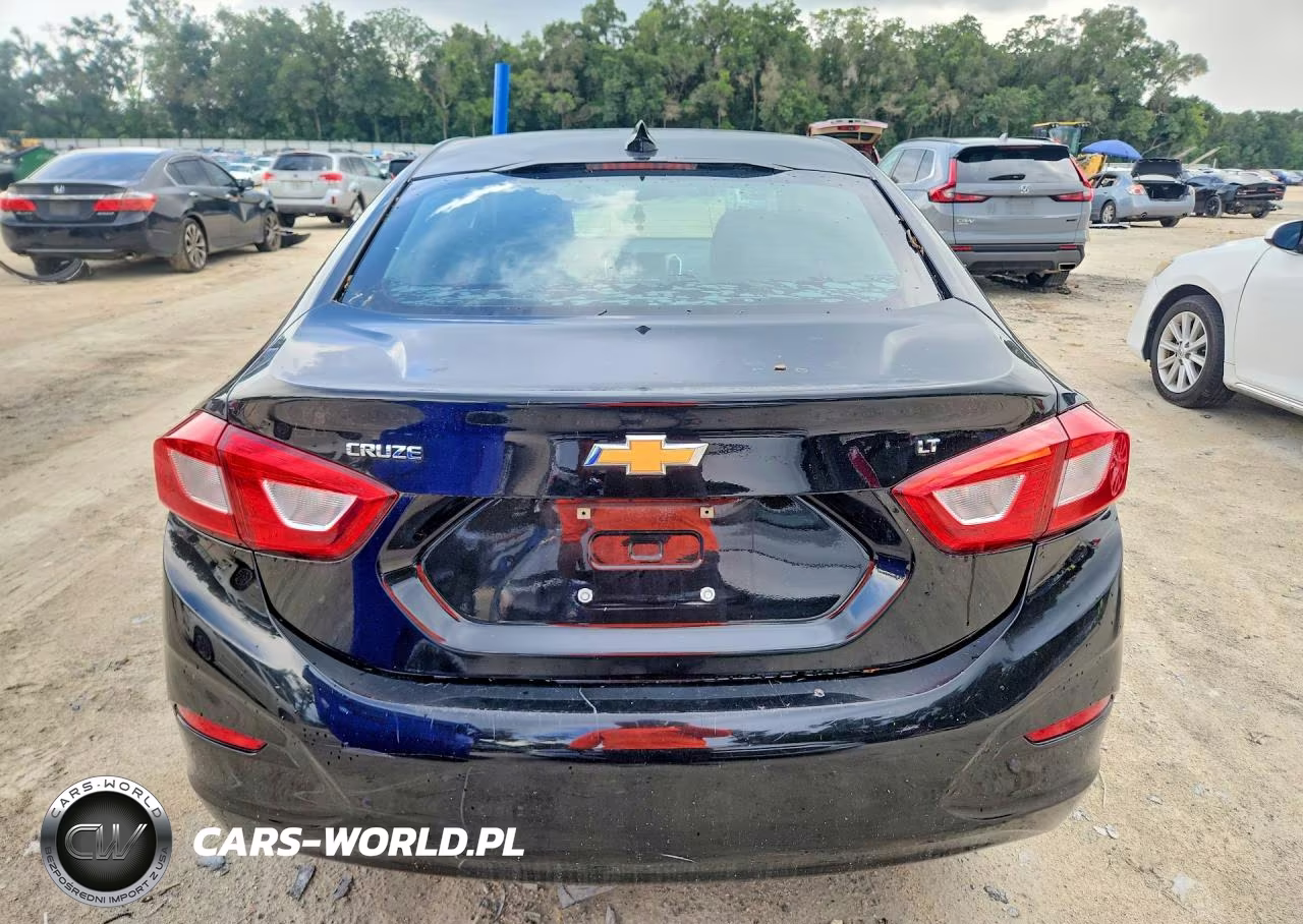 2018 Chevrolet Cruze Lt VIN:1G1BE5SMXJ7247258 - 6