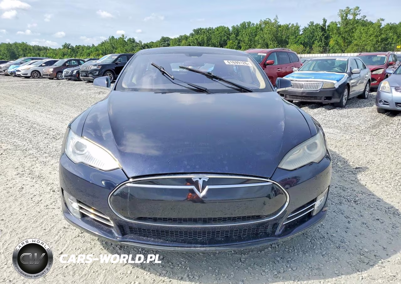 2013 Tesla Model S VIN:5YJSA1CP5DFP27162 - 5