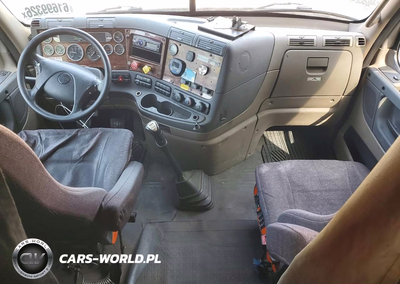 2013 Freightliner Cascadia 125 VIN:1FUJGLDR4DSBV3013 - 8