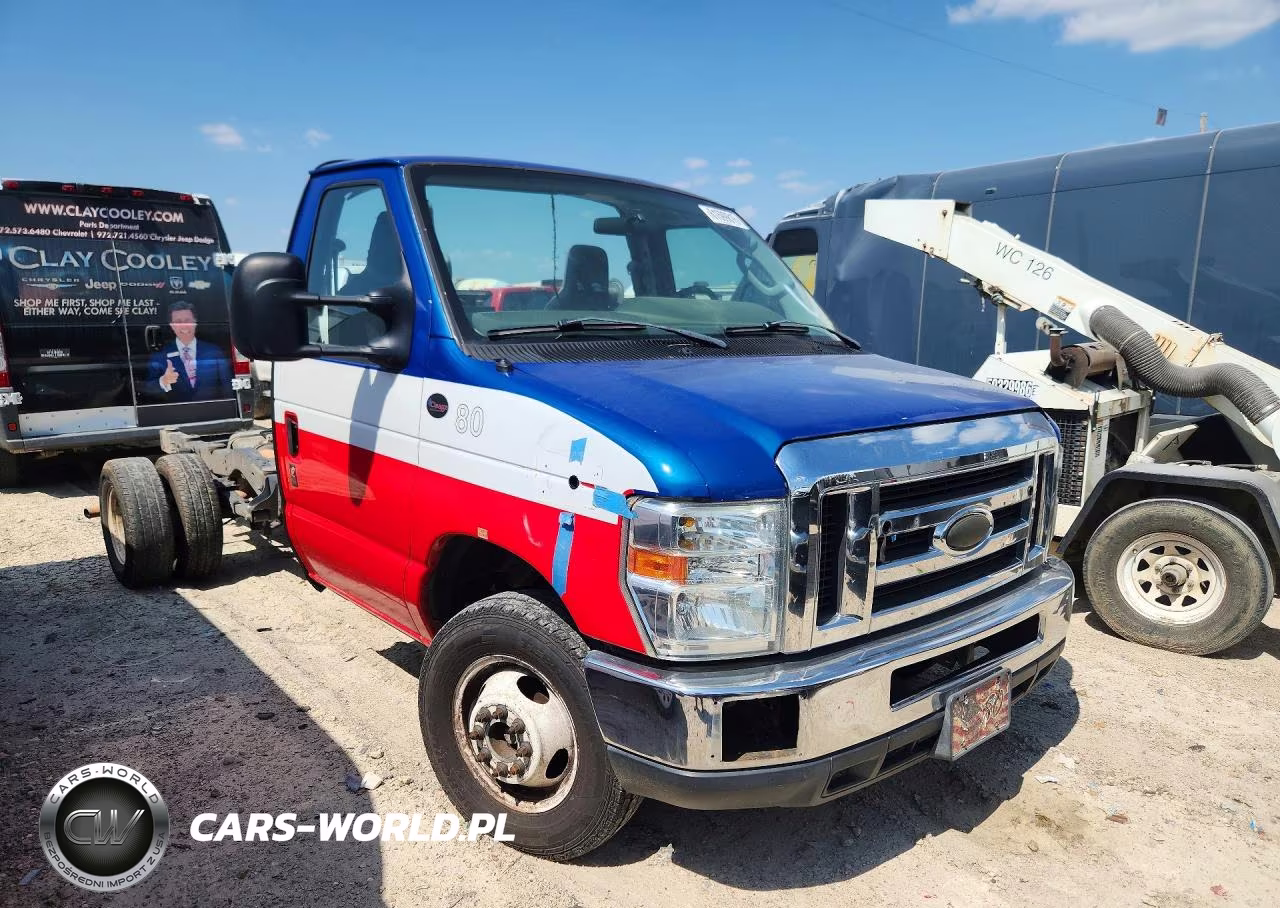 2015 Ford Econoline - Truck Cab And Chassis VIN:1FDWE3FS6FDA20529 - 4