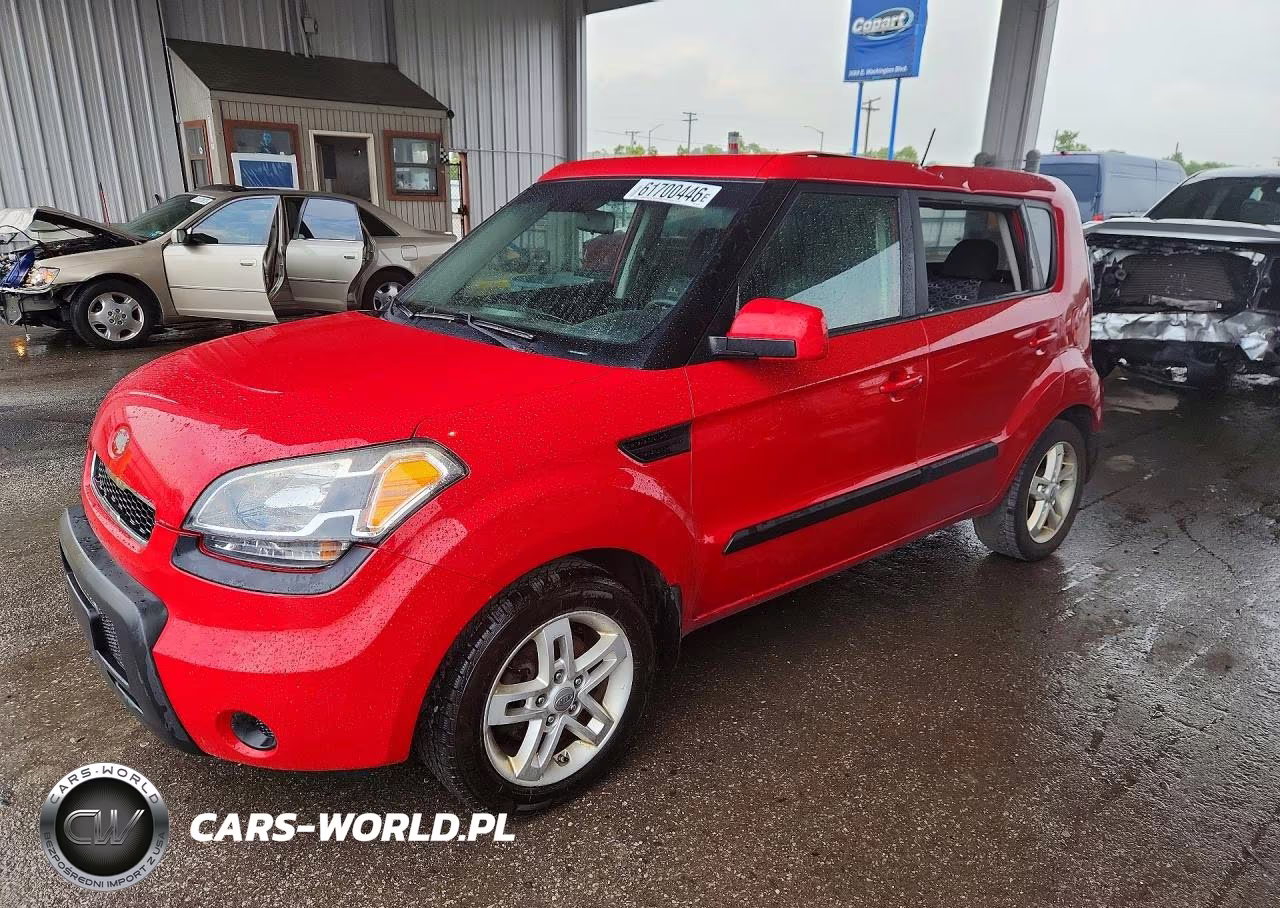 2011 Kia Soul +