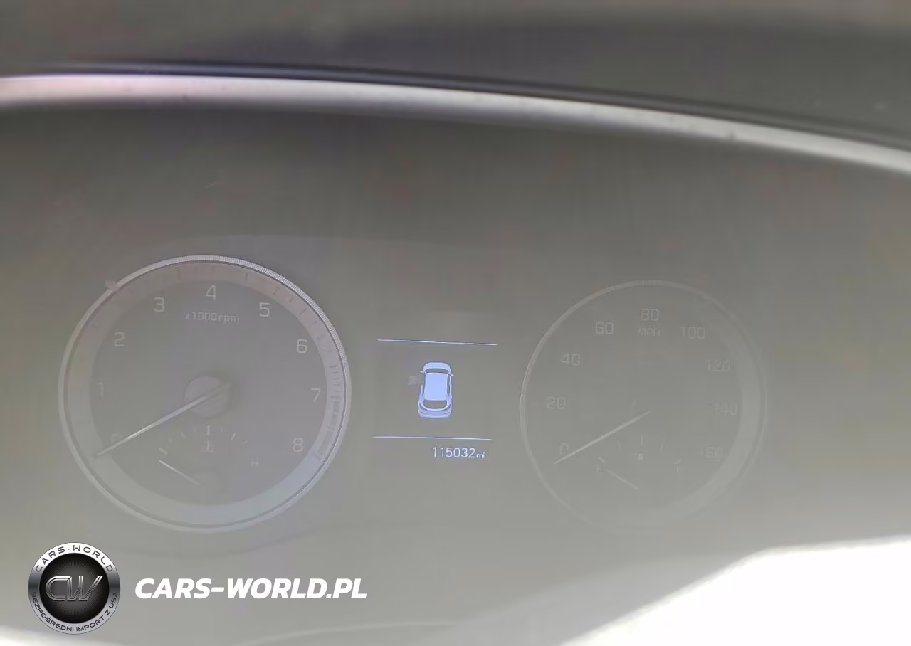 2019 Hyundai Tucson Value VIN:KM8J33A43KU913003 - 9