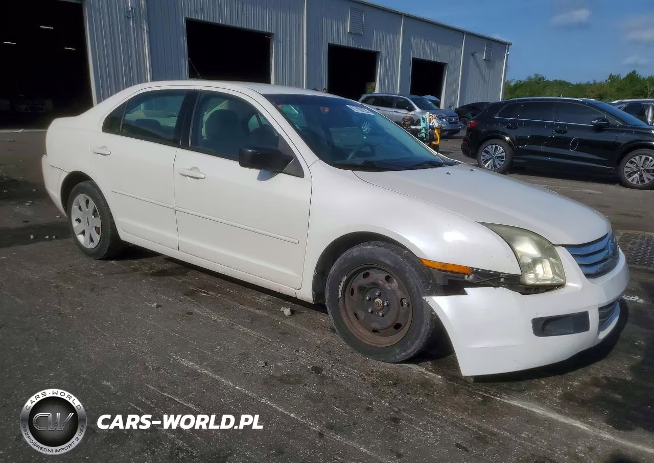 2009 Ford Fusion S VIN:3FAHP06Z39R153625 - 4