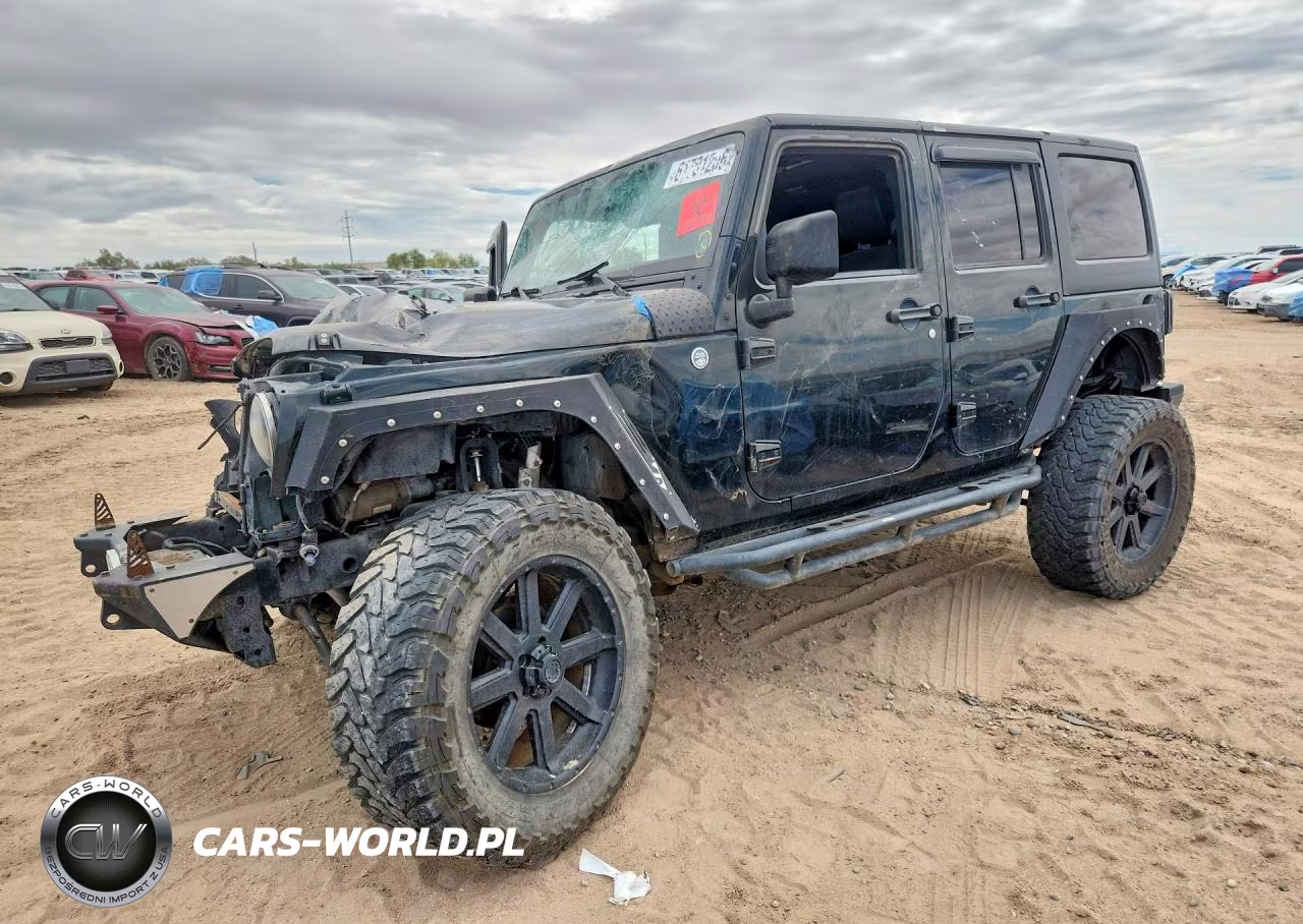2012 Jeep Wrangler Unlimited Sahara – zdjęcie 1 z 12