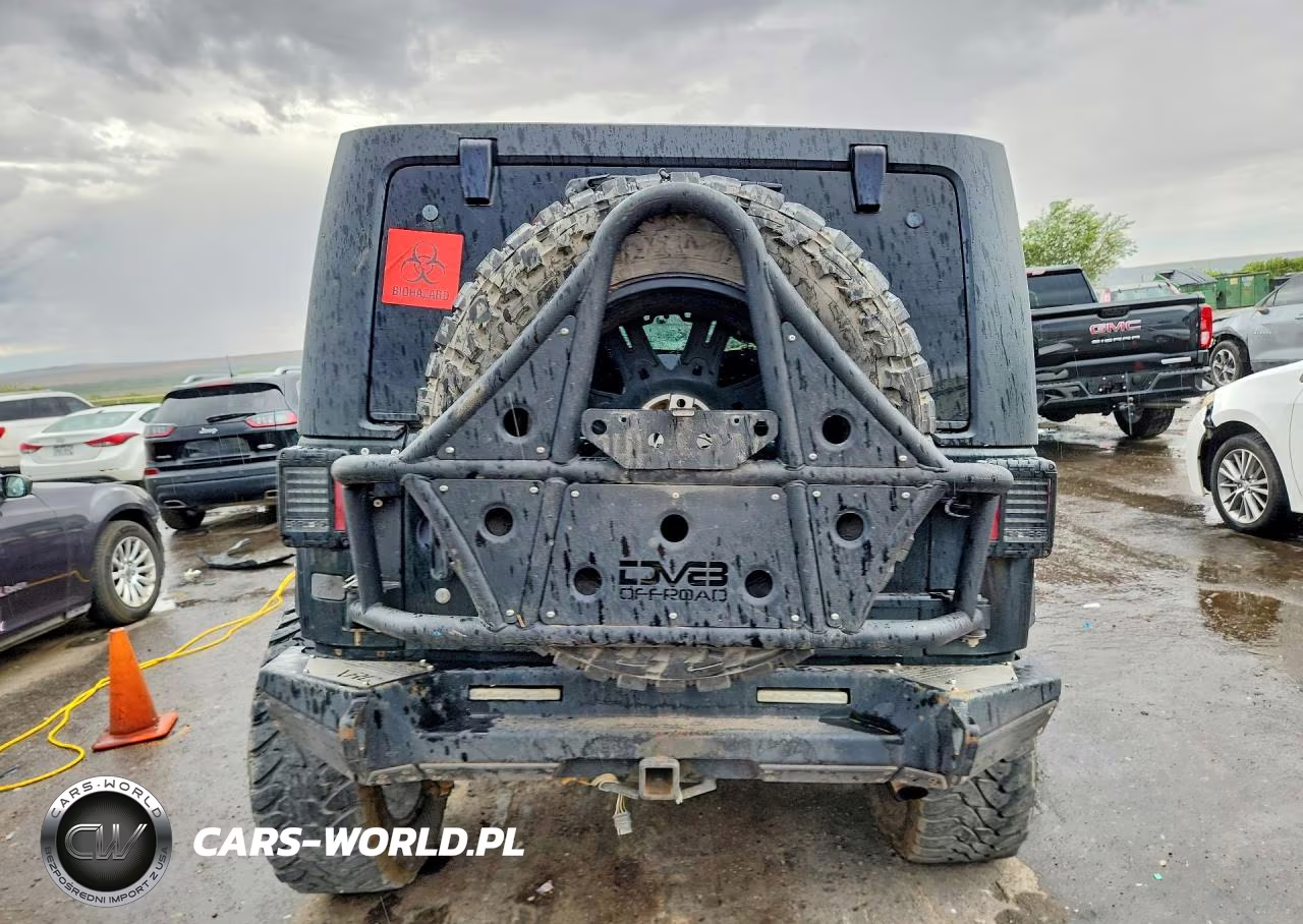 2012 Jeep Wrangler Unlimited Sahara VIN:1C4BJWEG7CL195838 - 6