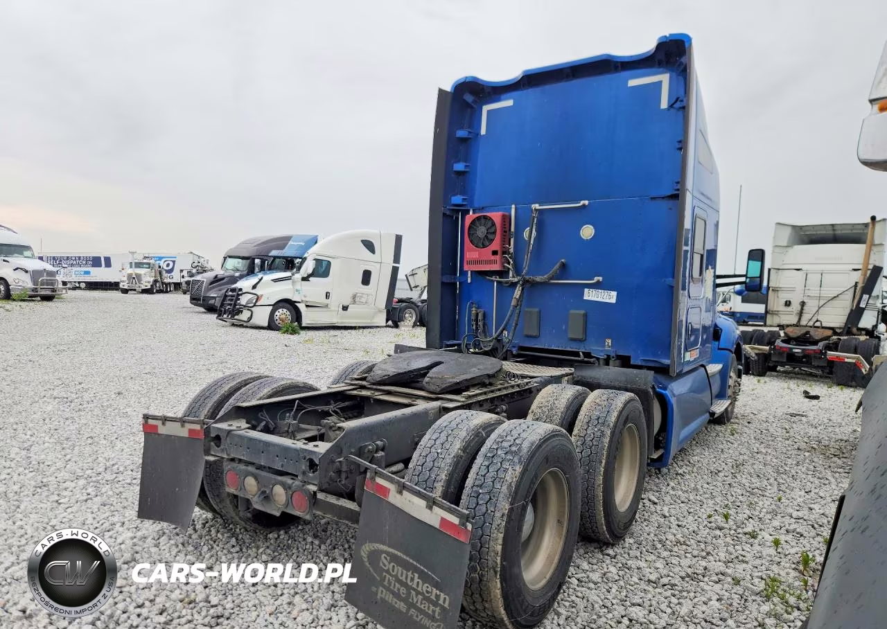 2017 Kenworth T680 Semi Truck VIN:1XKYD49X3HJ108606 - 3