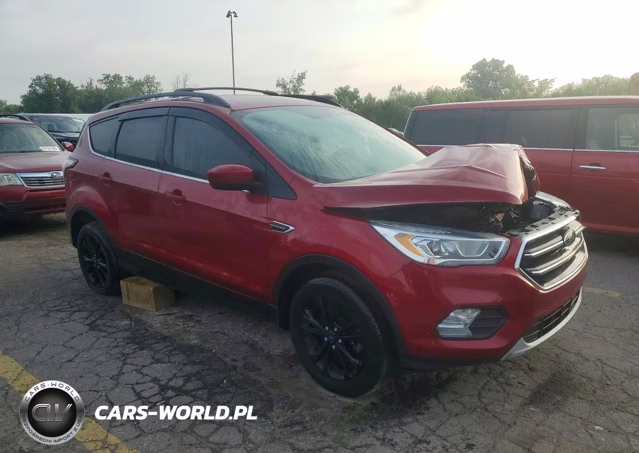2017 Ford Escape Se VIN:1FMCU9GD2HUC63654 - 4