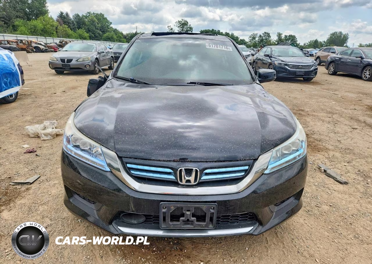 2014 Honda Accord Touring Hybrid VIN:1HGCR6F70EA007530 - 5