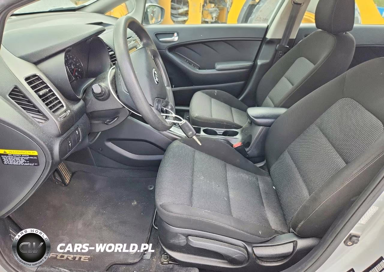 2017 Kia Forte Lx VIN:3KPFK4A76HE016231 - 7