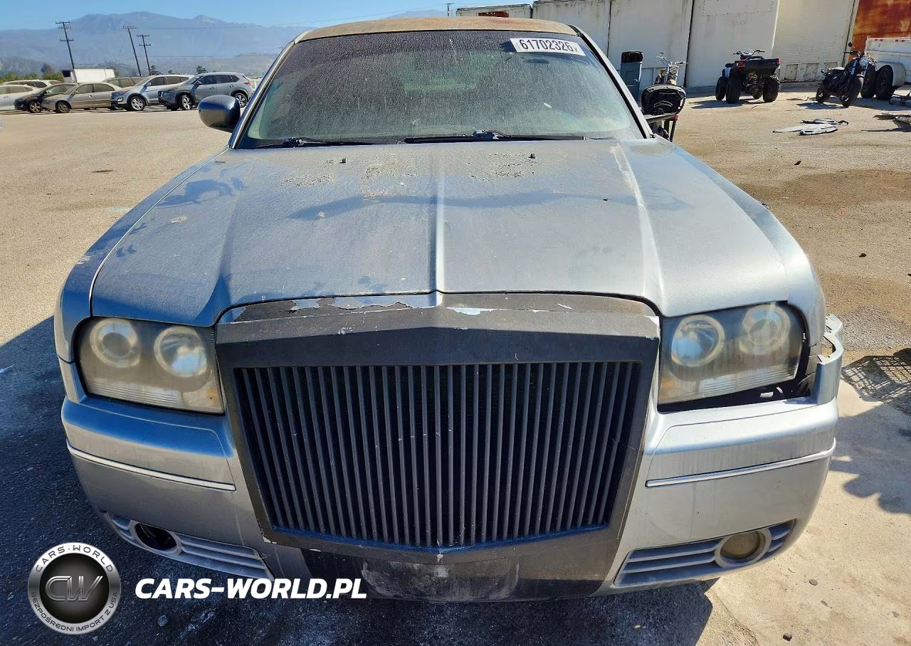 2006 Chrysler 300 Touring VIN:2C3KA53G26H352758 - 5