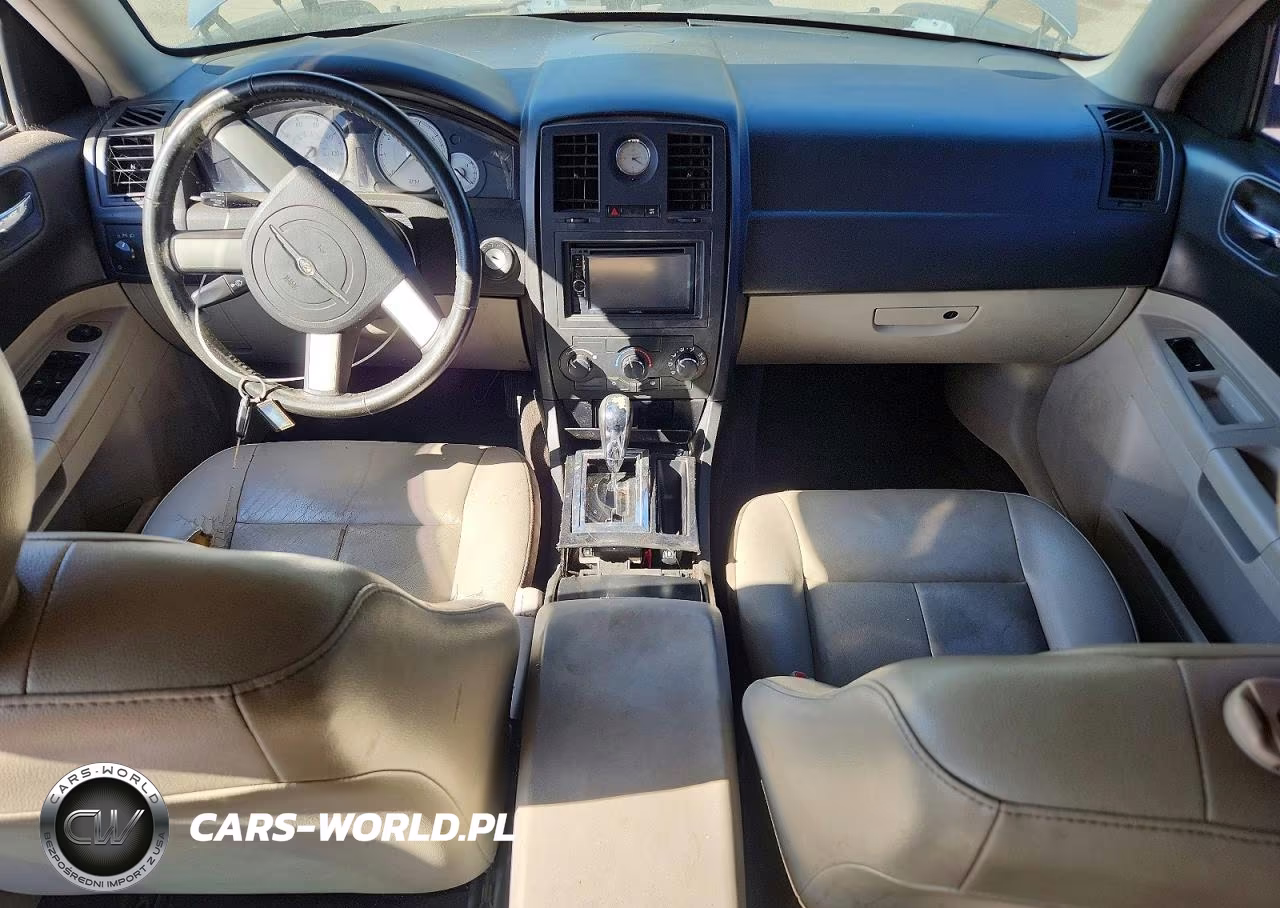 2006 Chrysler 300 Touring VIN:2C3KA53G26H352758 - 8