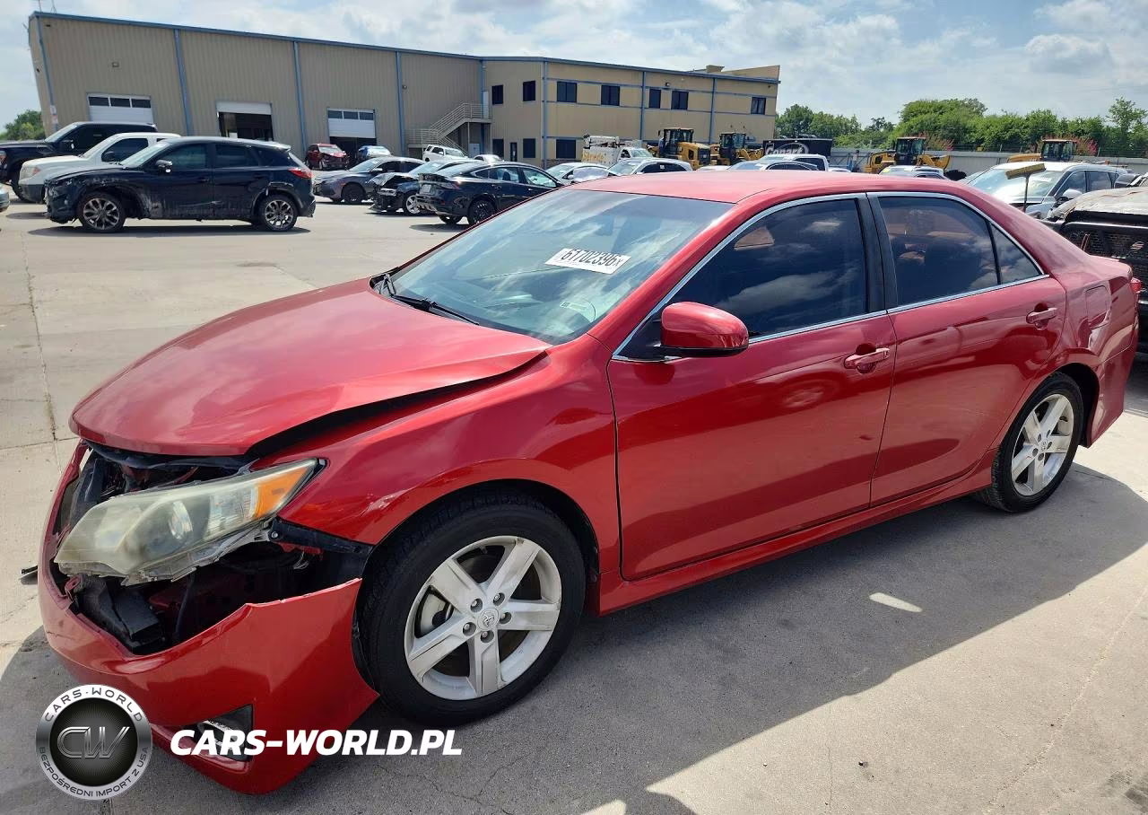 2012 Toyota Camry Se – zdjęcie 1 z 12
