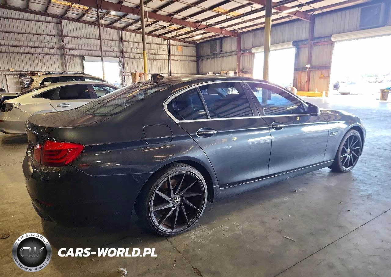 2012 BMW 528 I VIN:WBAXG5C52CDW24617 - 3