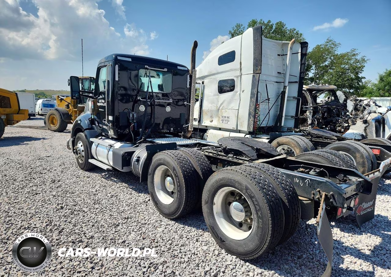 2020 Kenworth T680 Semi Truck VIN:1XKYDP9X9LJ415207 - 2